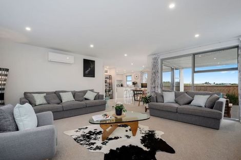 Photo of property in 26 Franks Way, Papamoa Beach, Papamoa, 3118