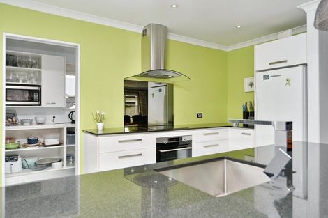 Photo of property in 25a Epsom Drive, Rangiora, 7400