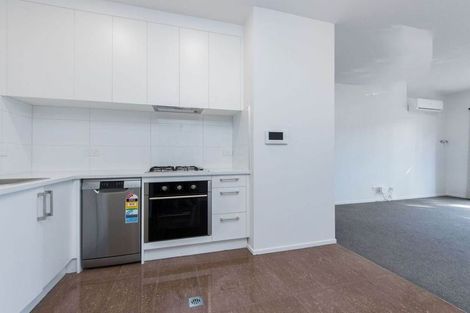 Photo of property in 1/14a Kaponga Crescent, New Lynn, Auckland, 0600