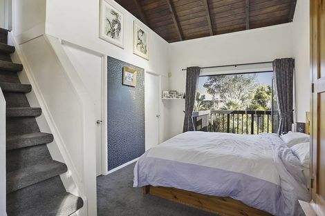 Photo of property in 37 Korotaha Terrace, Rothesay Bay, Auckland, 0630