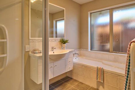 Photo of property in 5 Robinia Place, Wigram, Christchurch, 8042