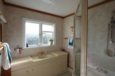 Photo of property in 75 Forfar Street, Clyde Hill, Dunedin, 9011