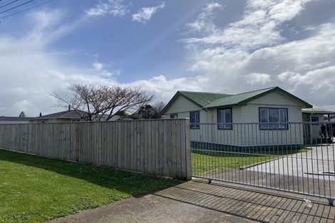 Photo of property in 15 Chute Street, Normanby, Hawera, 4614