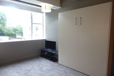 Photo of property in Sharella Living, 20 Glenmore Street, Thorndon, Wellington, 6011