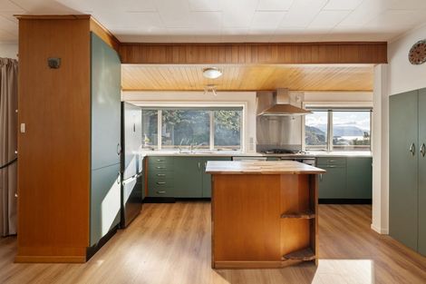 Photo of property in 14 Cornwall Street, Picton, 7220