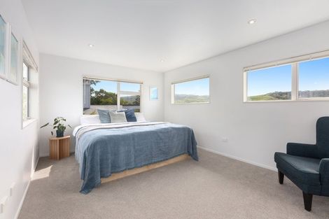 Photo of property in 18 Beach Road, Plimmerton, Porirua, 5026