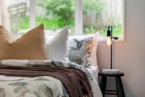 Photo of property in 20 Brashier Circle, Sunnyvale, Auckland, 0612