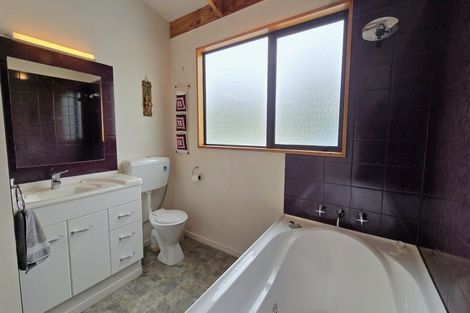 Photo of property in 26 Fraser Street, Ross, 7812