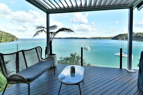 Photo of property in 254 Wade River Road, Wade Heads, Whangaparaoa, 0932