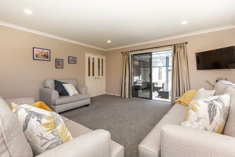 Photo of property in 9 Chenin Place, Greenmeadows, Napier, 4112