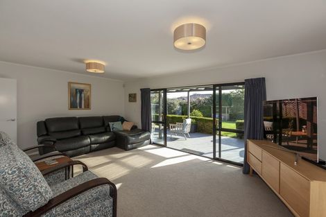 Photo of property in 69 Cedar Drive, Paraparaumu Beach, Paraparaumu, 5032