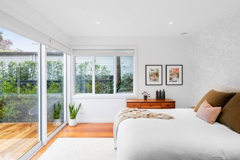 Photo of property in 438 Point Chevalier Road, Point Chevalier, Auckland, 1022