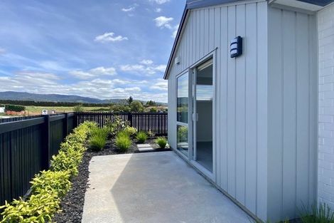 Photo of property in 12 Marata Lane, Te Puke, 3119