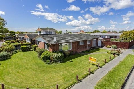 Photo of property in 58 Durham Street, Rangiora, 7400