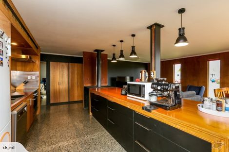 Photo of property in 25 Manu Crescent, Upper Vogeltown, New Plymouth, 4310