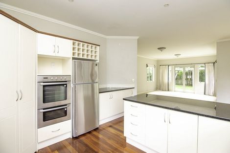 Photo of property in 4 Pastoral Lane, Hokowhitu, Palmerston North, 4410