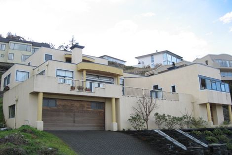 Photo of property in 7 Peregrine Place, Queenstown, 9300