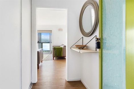 Photo of property in 97 Kahu Road, Paremata, Porirua, 5024