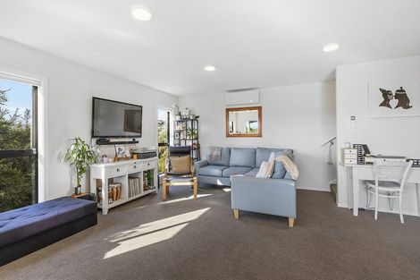 Photo of property in 11a Polestar Lane, Whitby, Porirua, 5024