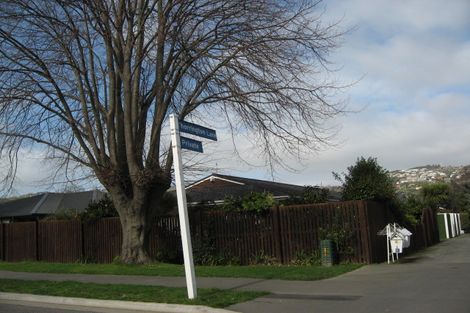 Photo of property in 1b Thorrington Lane, Cashmere, Christchurch, 8022