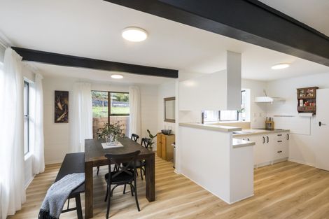 Photo of property in 411 Aokautere Drive, Aokautere, Palmerston North, 4471