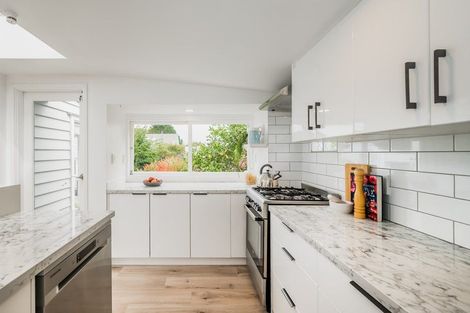 Photo of property in 5 Pitoitoi Street, Otaihanga, Paraparaumu, 5036