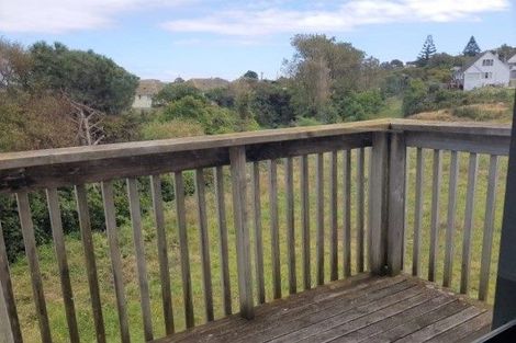 Photo of property in 40 Morere Street, Titahi Bay, Porirua, 5022