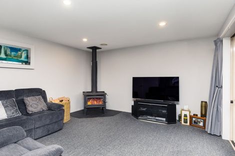 Photo of property in 8 Studholme Street, Waimate, 7924