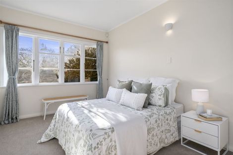 Photo of property in 5 Russell Street, Waterloo, Lower Hutt, 5011
