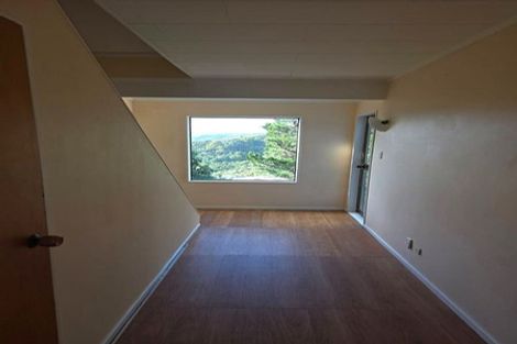 Photo of property in 20 Kerkwall Drive, Naenae, Lower Hutt, 5011