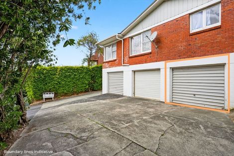 Photo of property in 2/497 Beach Road, Murrays Bay, Auckland, 0630