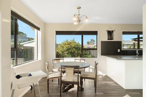 Photo of property in 160 Riverside Drive, Whakatane, 3120