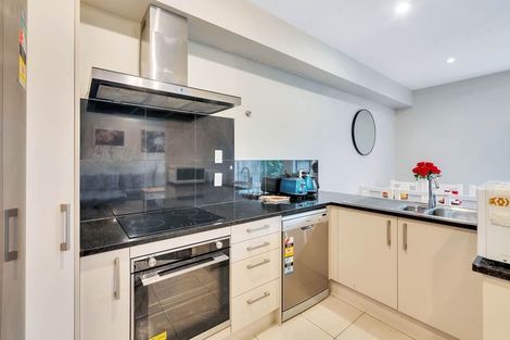 Photo of property in 10/45a Swanson Road, Henderson, Auckland, 0610