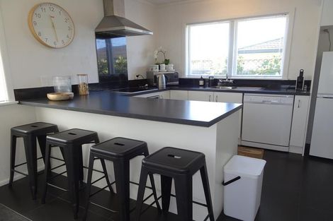 Photo of property in 9a Cornwall Road, Taradale, Napier, 4112