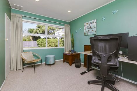 Photo of property in 69 Beach Road, Pahurehure, Papakura, 2113