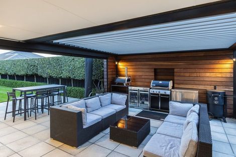 Photo of property in 135 Styx Mill Road, Casebrook, Christchurch, 8051