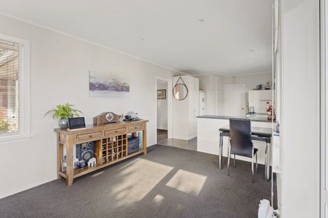 Photo of property in 12 Newport Street, Avondale, Christchurch, 8061