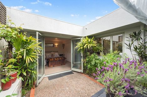 Photo of property in 11 Maeroa Road, Beerescourt, Hamilton, 3200