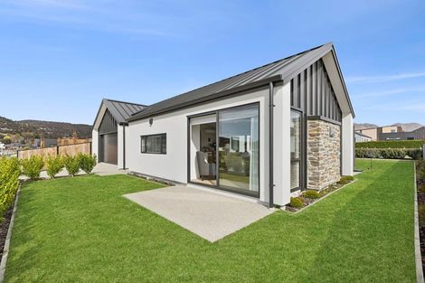 Photo of property in 47 Pounamu Avenue, Albert Town, Wanaka, 9305