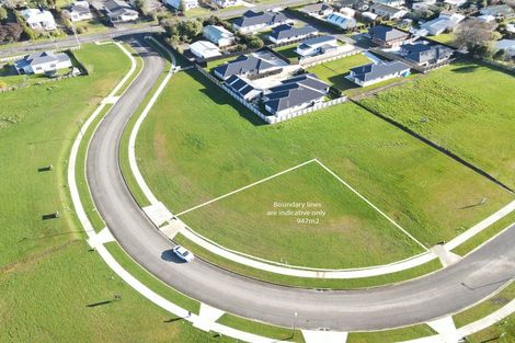 Photo of property in 15 Campbell Place, Marton, 4710