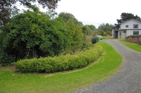Photo of property in 9 Puriri Road, Waikanae, 5036