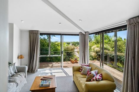 Photo of property in 8 Rhodesvale Terrace, Cashmere, Christchurch, 8022