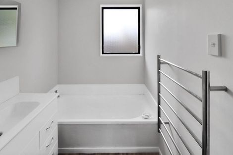 Photo of property in 84 Gillespies Road, Birchville, Upper Hutt, 5018