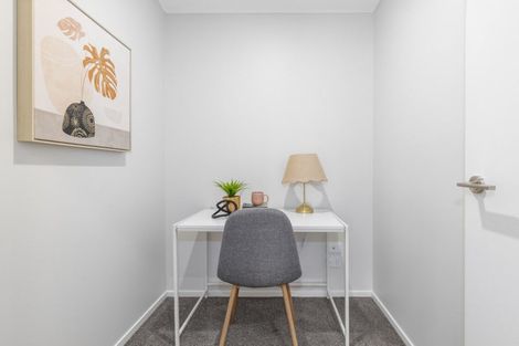 Photo of property in 60 Hokioi Drive, Kenepuru, Porirua, 5022