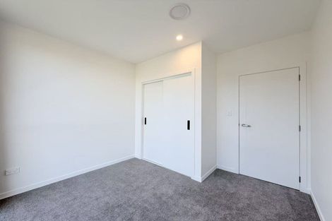 Photo of property in 13a King Richard Place, Browns Bay, Auckland, 0630