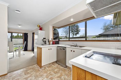 Photo of property in 5 Gambia Grove, Flagstaff, Hamilton, 3210