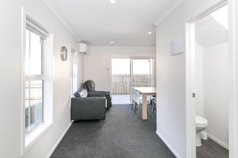 Photo of property in 9 Cameron Road, Hamilton East, Hamilton, 3216