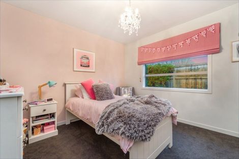 Photo of property in 18 Bree Place, Flagstaff, Hamilton, 3210