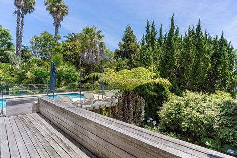 Photo of property in 26 Palmer Crescent, Mission Bay, Auckland, 1071