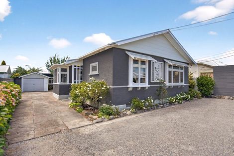 Photo of property in 106 Lincoln Road, Masterton, 5810